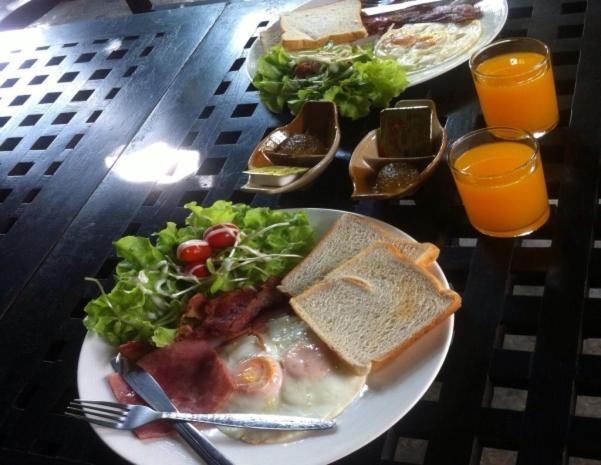 Smile House Boutique Hotel Чиангмай Екстериор снимка
